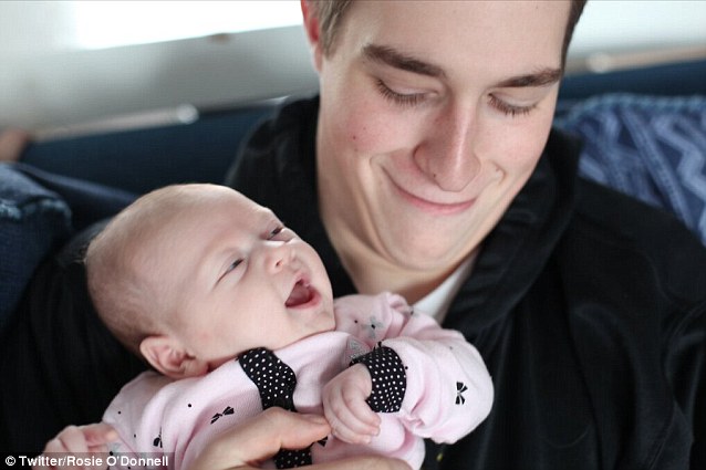 article-2280091-17A3E49E000005DC-694_638x425