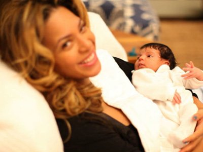 jan-7-beyonc-and-jay-z-welcome-blue-ivy-carter-into-the-world