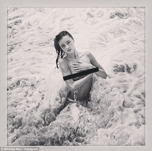 miranda-kerr-topless