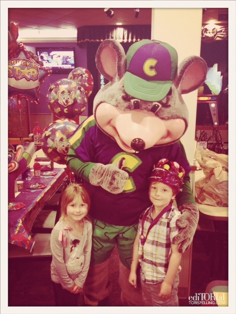 tori-spelling-liam-birthday