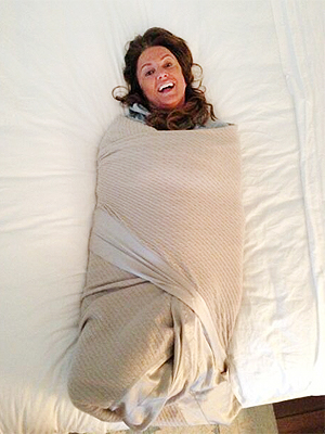 jessica-simpson-swaddling