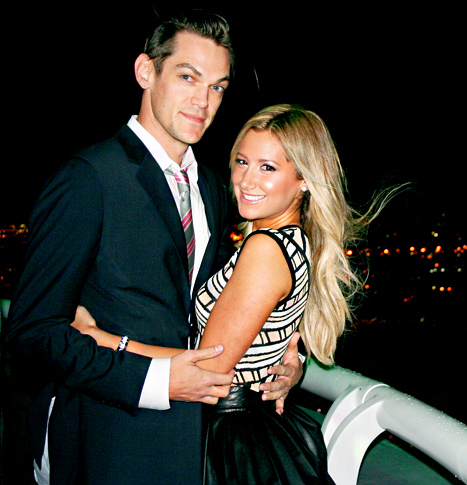 ashley-tisdale-engaged