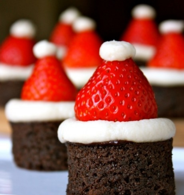 Santa-Hat-Brownies1