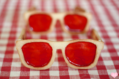 sunglasses biscuits