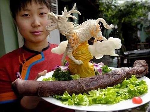 themed-restaurant-7-penis