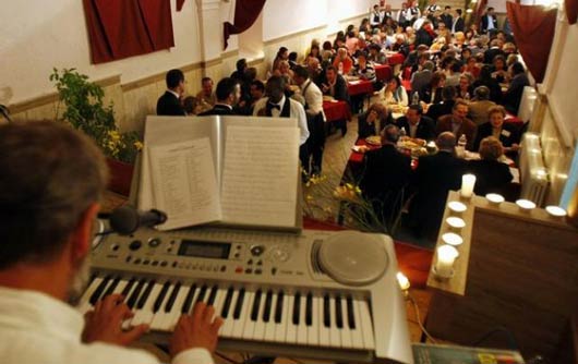 themed-restaurant-9-prison