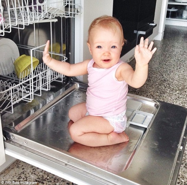 fifi-box-daughter-dishwasher