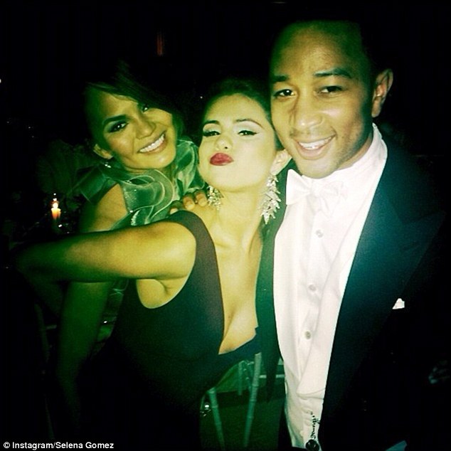 met-ball-selena-gomez