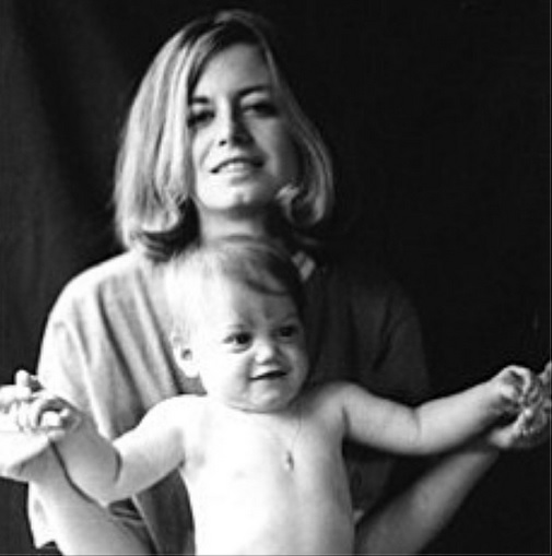 mothers-day-gwen-stefani