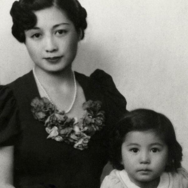 mothers-day-yoko-ono