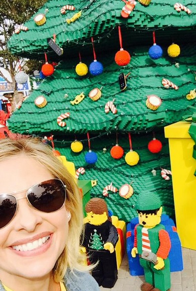 christmas-sarah-michelle